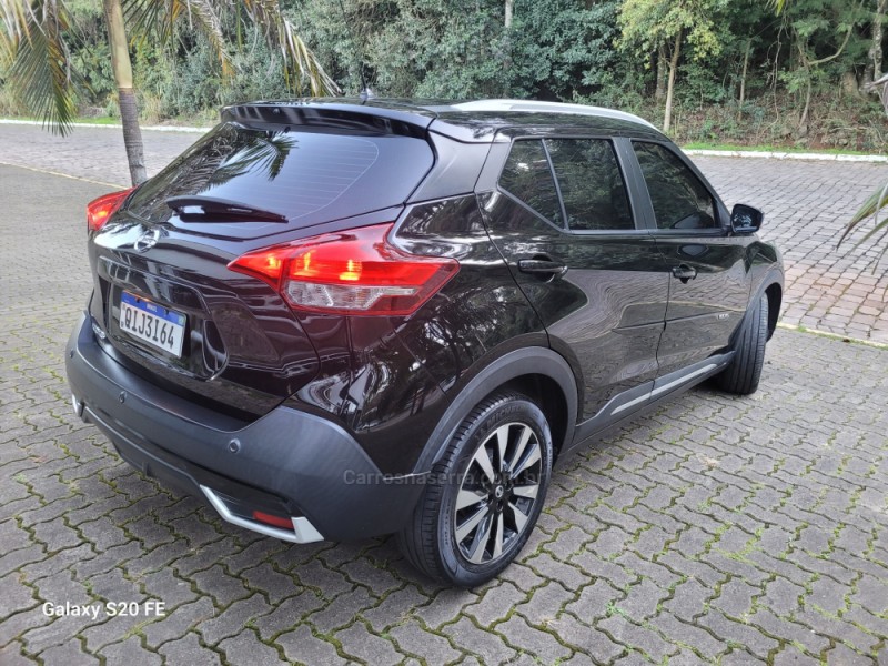 KICKS 1.6 16V FLEX SV 4P XTRONIC - 2017 - NOVA PRATA