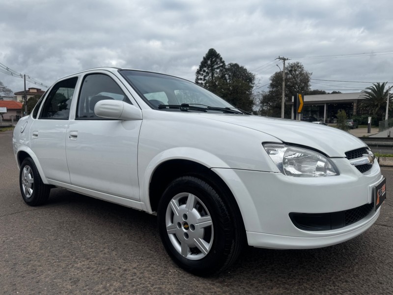 CLASSIC 1.0 MPFI LS 8V FLEX 4P MANUAL - 2016 - DOIS IRMãOS