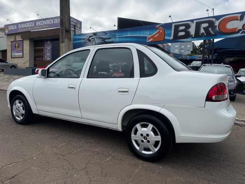 CLASSIC 1.0 MPFI LS 8V FLEX 4P MANUAL - 2016 - DOIS IRMãOS