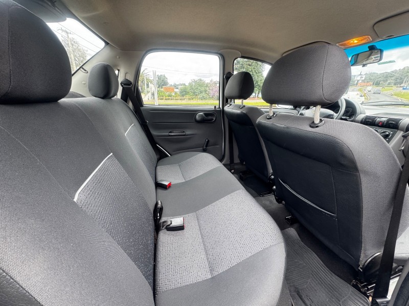 CLASSIC 1.0 MPFI LS 8V FLEX 4P MANUAL - 2016 - DOIS IRMãOS