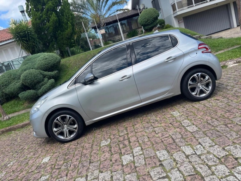 208 1.6 GRIFFE 16V FLEX 4P AUTOMÁTICO - 2015 - PORTO ALEGRE