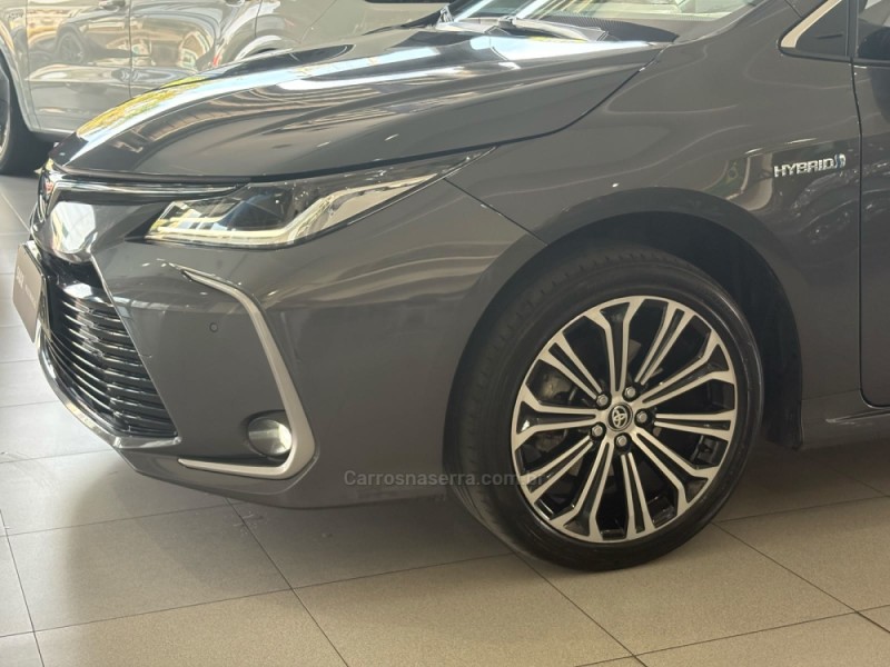 COROLLA 1.8 ALTIS PREMIUM 16V HÍBRIDO 4P AUTOMÁTICO - 2023 - NOVO HAMBURGO