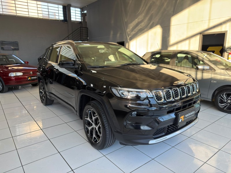 COMPASS 1.3 LONGITUDE T270 16V TURBO 4X2 FLEX 4P AUTOMÁTICO - 2025 - CAXIAS DO SUL