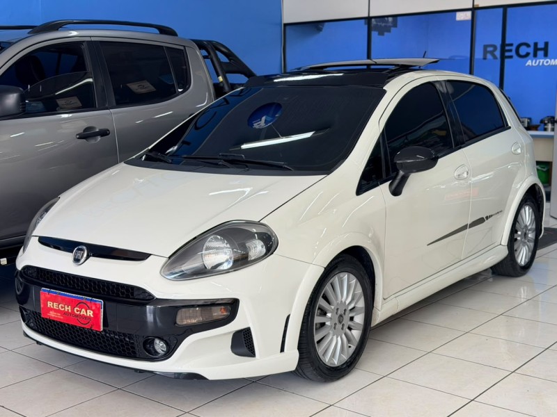PUNTO 1.8 BLACKMOTION 16V FLEX 4P MANUAL - 2015 - CAXIAS DO SUL