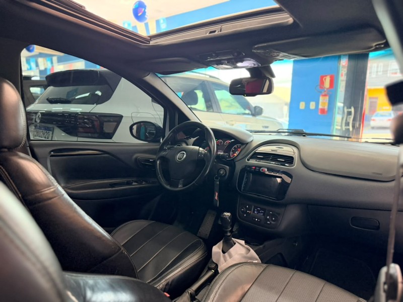 PUNTO 1.8 BLACKMOTION 16V FLEX 4P MANUAL - 2015 - CAXIAS DO SUL