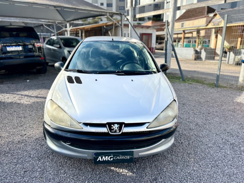 206 1.6 SOLEIL 16V GASOLINA 4P MANUAL - 2003 - CAXIAS DO SUL