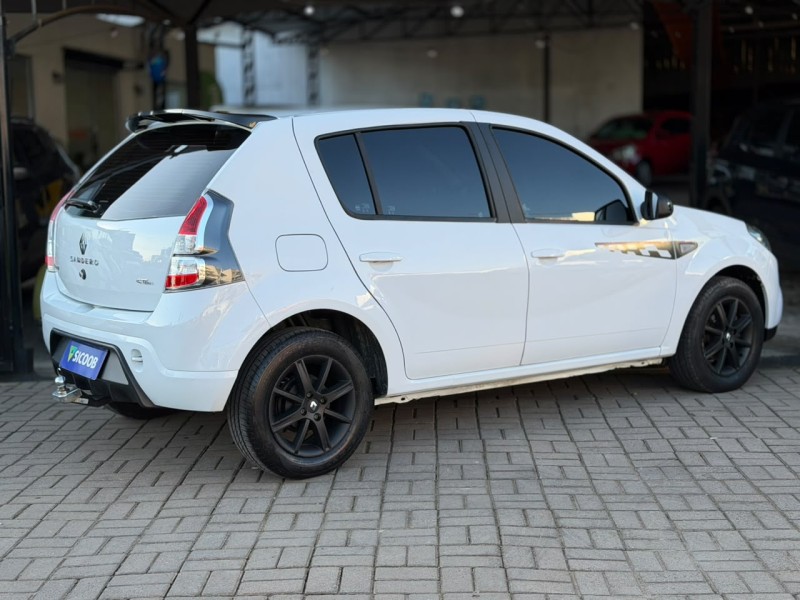 SANDERO 1.6 GT LINE LIMITED FLEX 4P MANUAL - 2013 - LAGOA VERMELHA