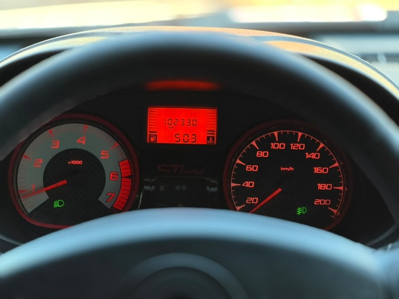 SANDERO 1.6 GT LINE LIMITED FLEX 4P MANUAL - 2013 - LAGOA VERMELHA