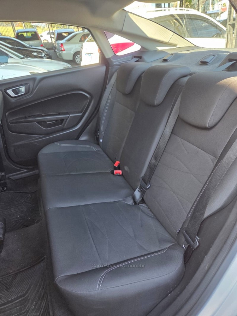 FIESTA 1.6 SE SEDAN 16V FLEX 4P MANUAL - 2016 - CAXIAS DO SUL