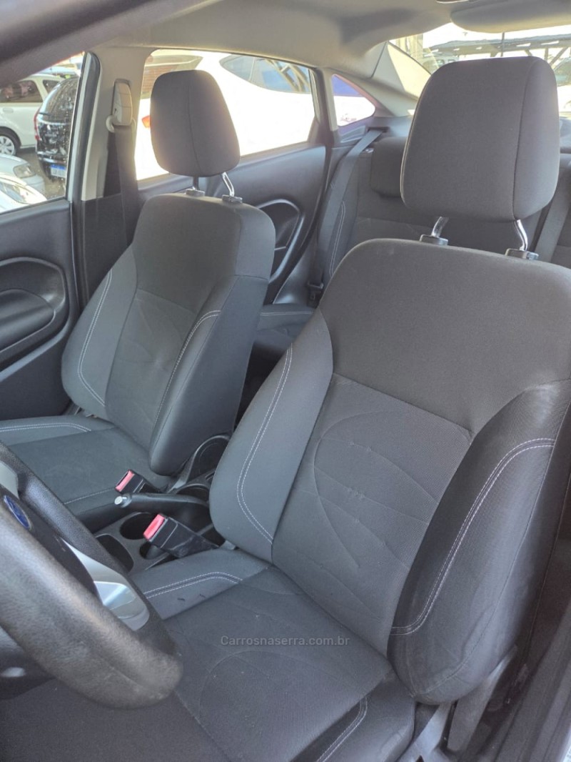 FIESTA 1.6 SE SEDAN 16V FLEX 4P MANUAL - 2016 - CAXIAS DO SUL
