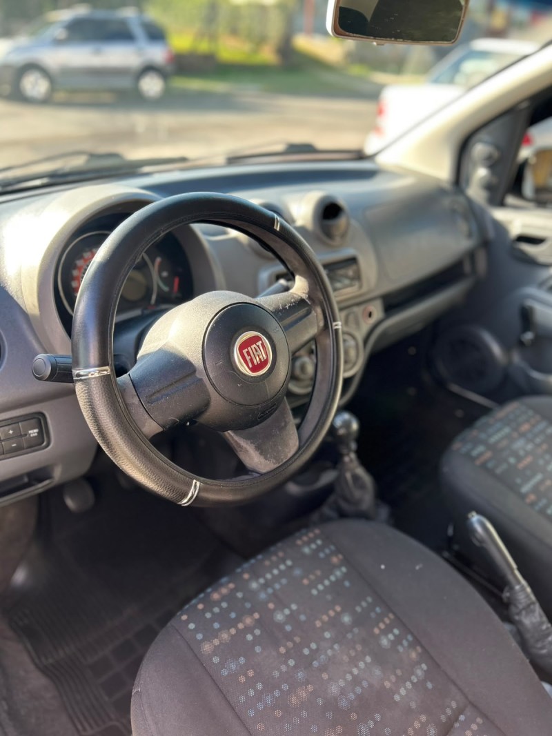 UNO 1.0 EVO VIVACE 8V FLEX 4P MANUAL - 2014 - CANELA