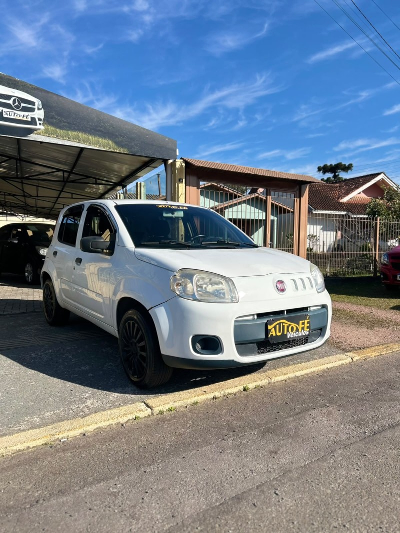 UNO 1.0 EVO VIVACE 8V FLEX 4P MANUAL - 2014 - CANELA