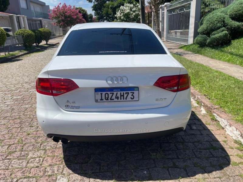 A4 2.0 TFSI AMBIENTE 183CV GASOLINA 4P MULTITRONIC - 2010 - PORTO ALEGRE