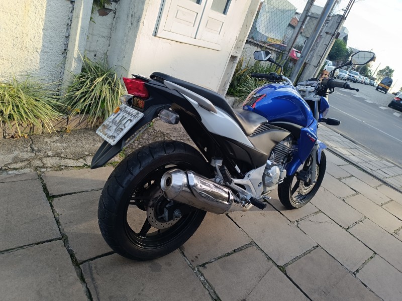 CB 300R ABS - 2014 - BENTO GONçALVES