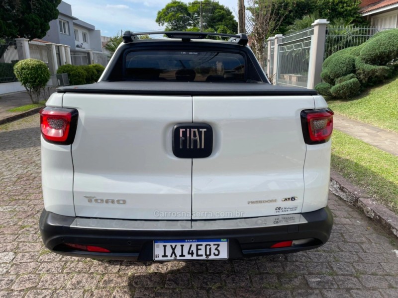 TORO 1.8 16V EVO FLEX FREEDOM ROAD AUTOMÁTICO - 2017 - PORTO ALEGRE