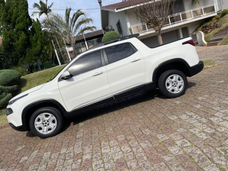 TORO 1.8 16V EVO FLEX FREEDOM ROAD AUTOMÁTICO - 2017 - PORTO ALEGRE