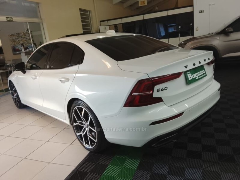S60 2.0 T8 R-DESIGN HÍBRIDO 4P AUTOMÁTICO - 2021 - NOVO HAMBURGO