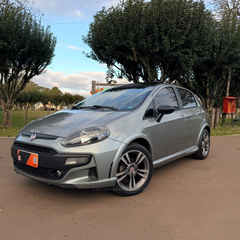 punto 1.8 blackmotion 16v flex 4p automatizado 2016 vacaria
