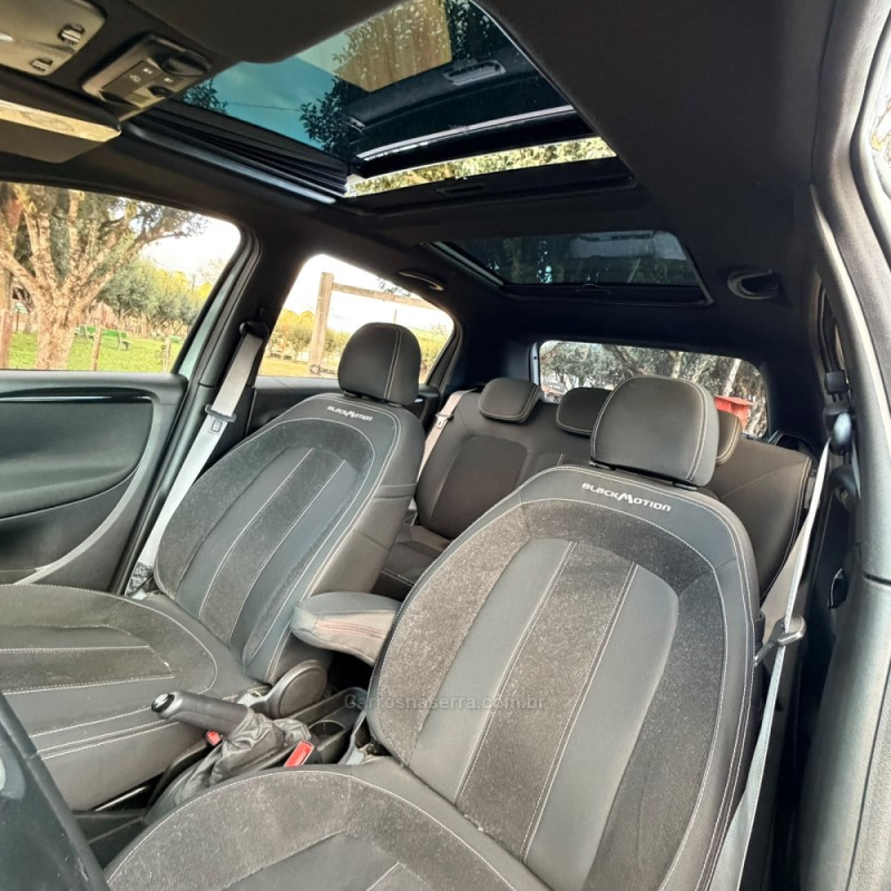 PUNTO 1.8 BLACKMOTION 16V FLEX 4P AUTOMATIZADO - 2016 - VACARIA
