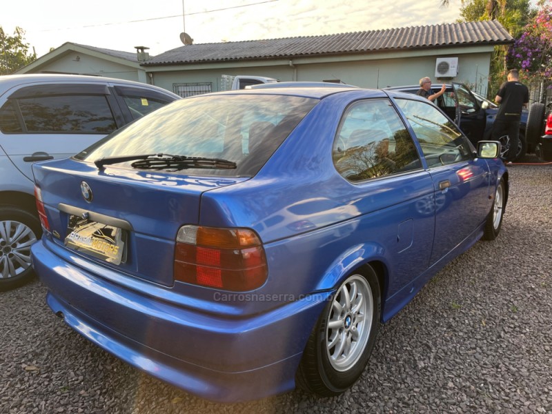 318I 1.8 COMPACT 16V GASOLINA 2P MANUAL - 1995 - ESTâNCIA VELHA