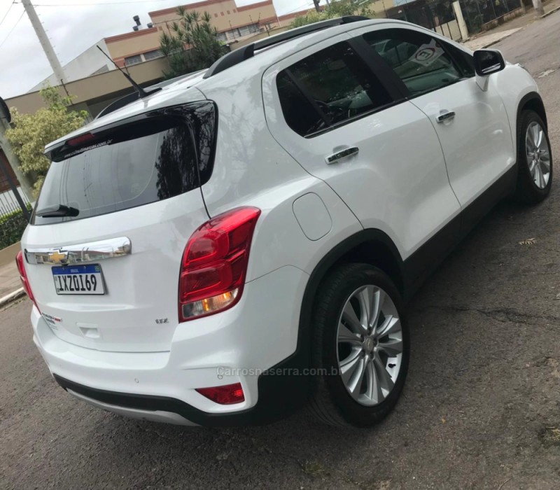 TRACKER 1.4 16V TURBO FLEX LTZ AUTOMÁTICO - 2017 - PORTO ALEGRE