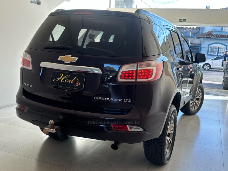 TRAILBLAZER 2.8 LTZ 4X4 16V TURBO DIESEL 4P AUTOMÁTICO - 2017 - CANELA