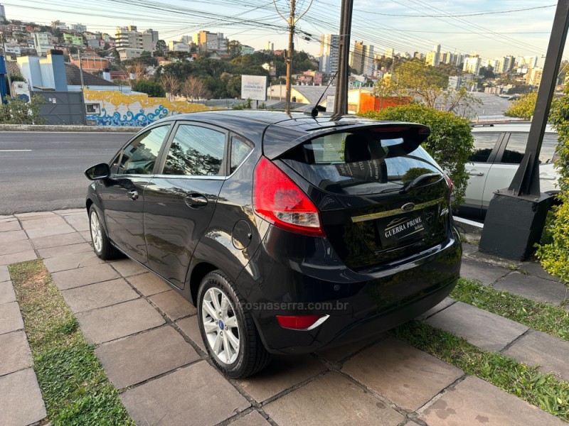 FIESTA 1.6 SE HATCH 16V FLEX 4P MANUAL - 2012 - CAXIAS DO SUL