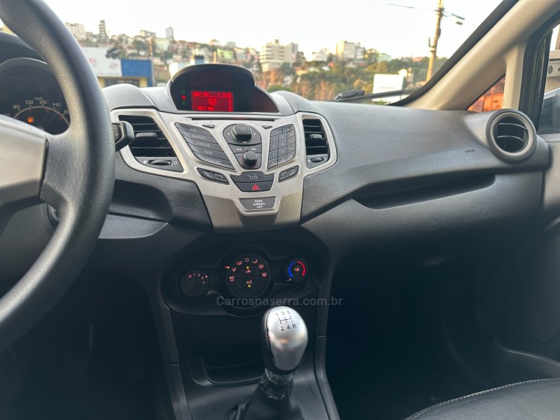 FIESTA 1.6 SE HATCH 16V FLEX 4P MANUAL - 2012 - CAXIAS DO SUL