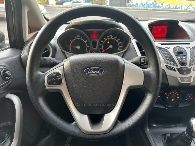 FIESTA 1.6 SE HATCH 16V FLEX 4P MANUAL - 2012 - CAXIAS DO SUL