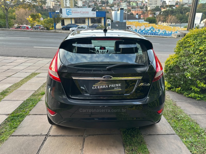 FIESTA 1.6 SE HATCH 16V FLEX 4P MANUAL - 2012 - CAXIAS DO SUL