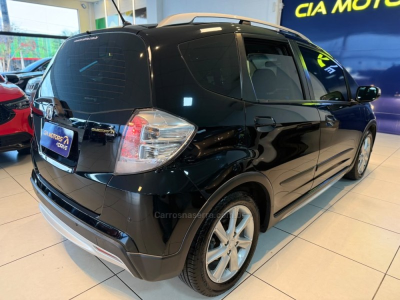 FIT 1.5 TWIST 16V FLEX 4P AUTOMÁTICO - 2014 - SãO LEOPOLDO