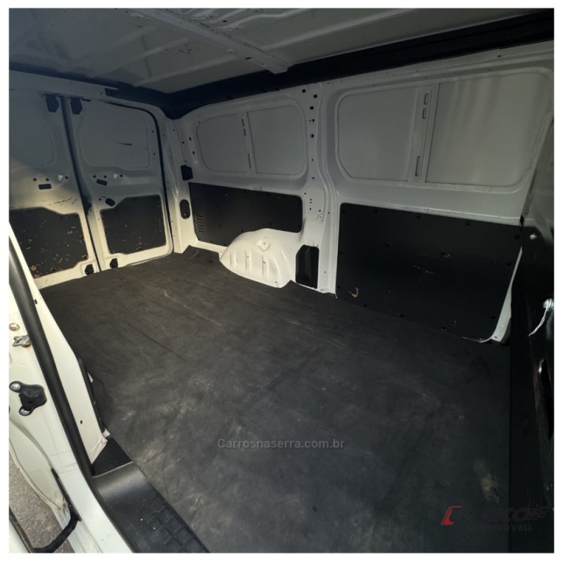 JUMPY 1.6 FURGÃO TURBO DIESEL BLUE HDI PACK - 2022 - CAMPO BOM