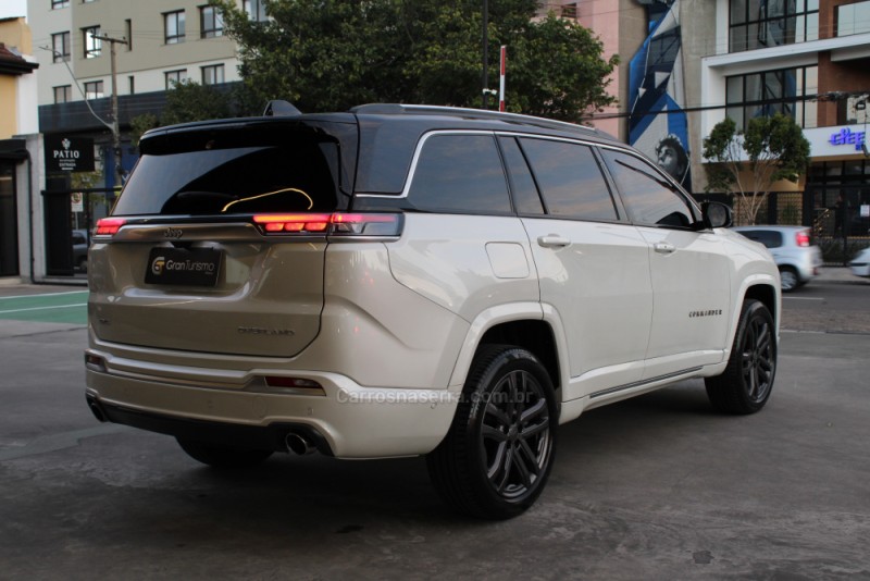 COMMANDER 2.0 OVERLAND HURRICANE 4X4 TURBO GASOLINA 4P AUTOMÁTICO - 2025 - CAXIAS DO SUL