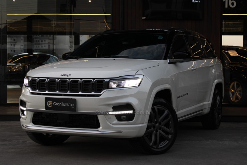 commander 2.0 overland hurricane 4x4 turbo gasolina 4p automatico 2025 caxias do sul