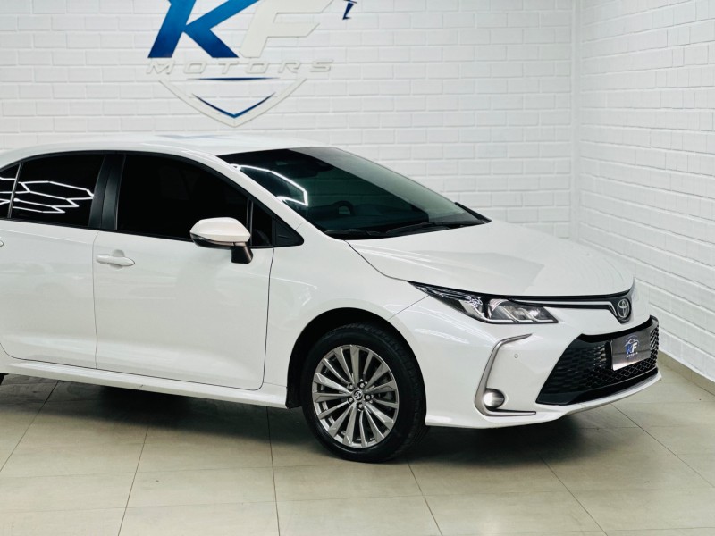 COROLLA 2.0 XEI 16V FLEX 4P AUTOMÁTICO - 2024 - NOVO HAMBURGO