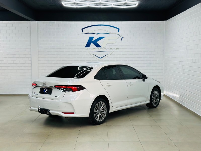 COROLLA 2.0 XEI 16V FLEX 4P AUTOMÁTICO - 2024 - NOVO HAMBURGO