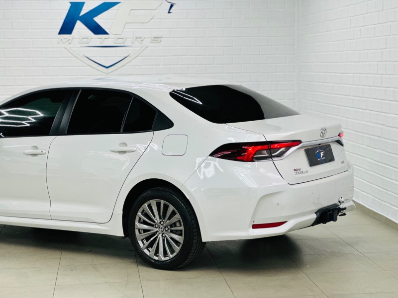 COROLLA 2.0 XEI 16V FLEX 4P AUTOMÁTICO - 2024 - NOVO HAMBURGO