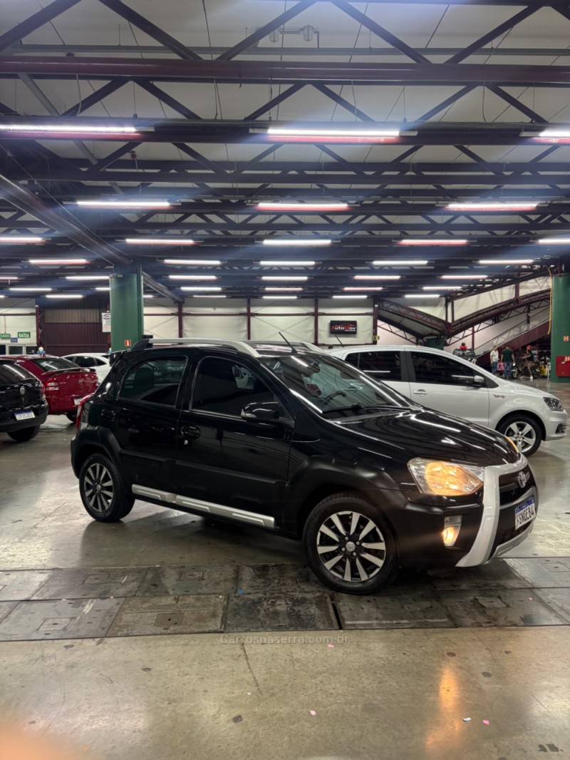 ETIOS CROSS 1.5 16V FLEX 4P MANUAL - 2014 - CAXIAS DO SUL