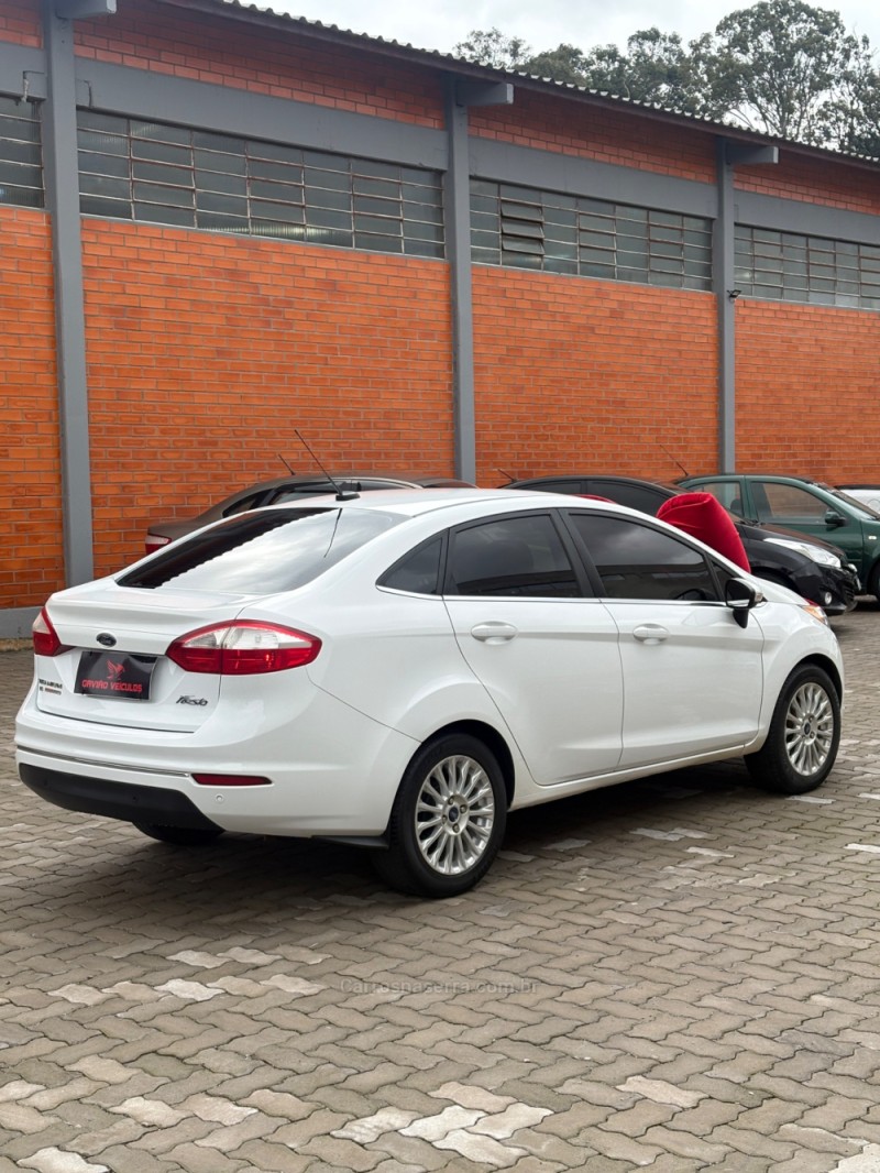 FIESTA 1.6 TITANIUM SEDAN 16V FLEX 4P AUTOMÁTICO - 2014 - CAXIAS DO SUL