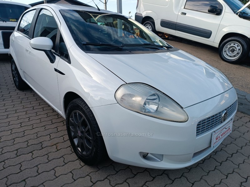PUNTO 1.8 HLX 8V FLEX 4P MANUAL - 2008 - CAXIAS DO SUL