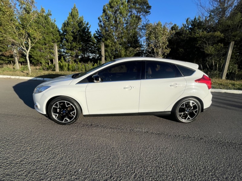 FOCUS 2.0 TITANIUM 16V FLEX 4P AUTOMÁTICO - 2016 - BENTO GONçALVES