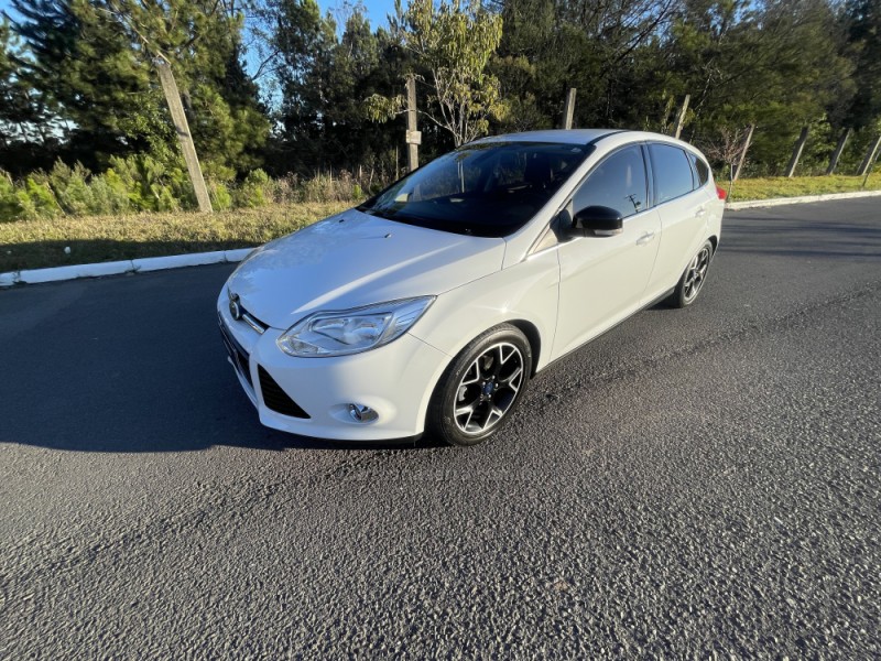 focus 2.0 titanium 16v flex 4p automatico 2016 bento goncalves