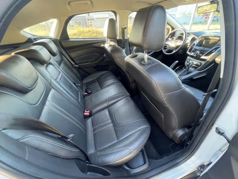FOCUS 2.0 TITANIUM 16V FLEX 4P AUTOMÁTICO - 2016 - BENTO GONçALVES