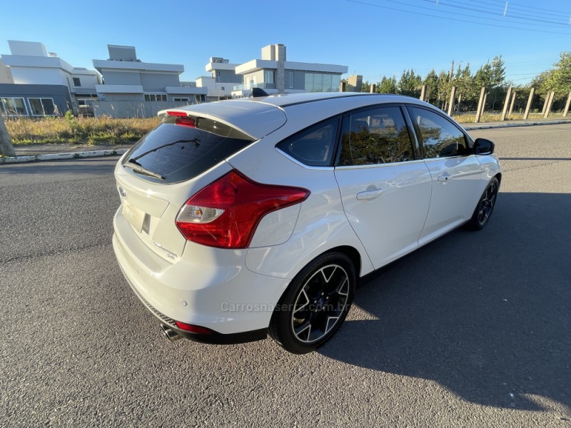 FOCUS 2.0 TITANIUM 16V FLEX 4P AUTOMÁTICO - 2016 - BENTO GONçALVES