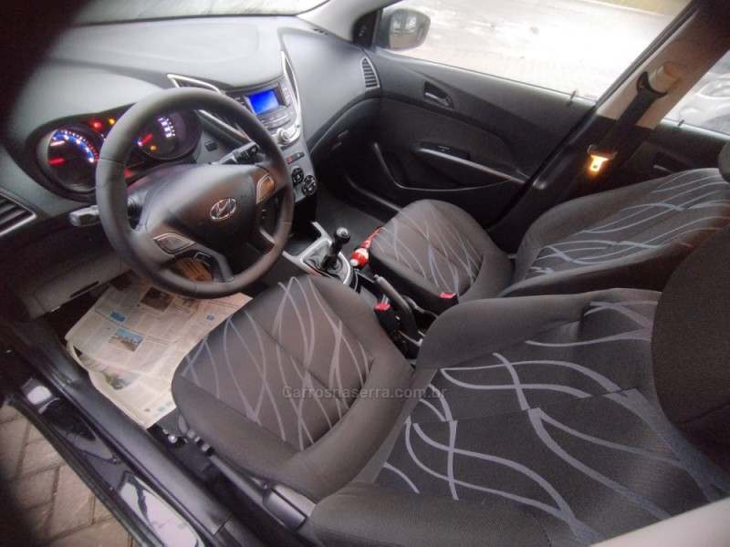 HB20S 1.0 COMFORT 12V FLEX 4P MANUAL - 2014 - NOVO HAMBURGO