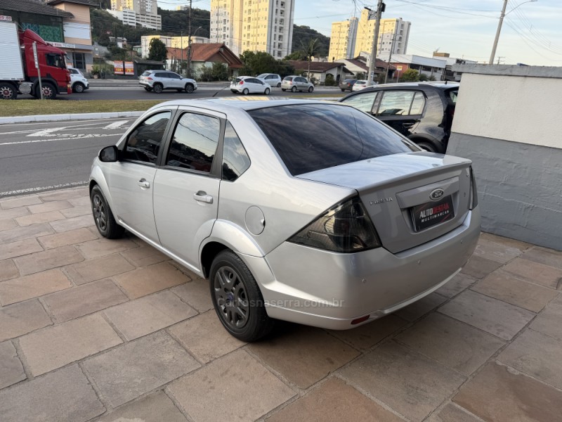 FIESTA 1.6 MPI SEDAN 8V FLEX 4P MANUAL - 2014 - CAXIAS DO SUL