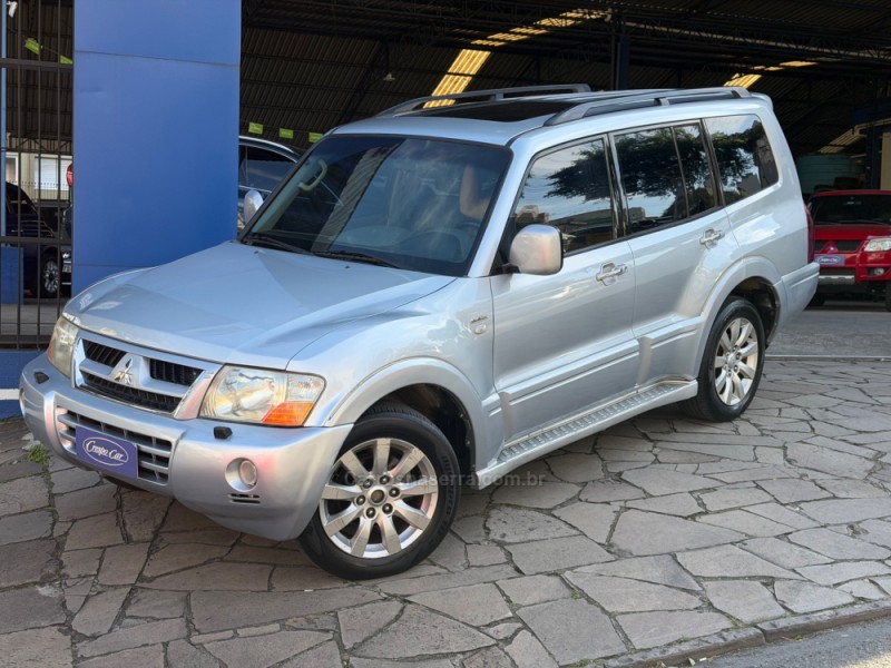 PAJERO FULL 3.8 HPE 4X4 V6 24V GASOLINA 4P AUTOMÁTICO