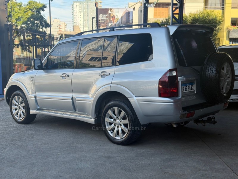 PAJERO FULL 3.8 HPE 4X4 V6 24V GASOLINA 4P AUTOMÁTICO - 2007 - CAXIAS DO SUL