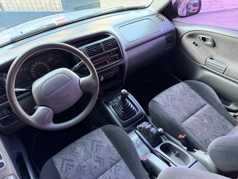 TRACKER 2.0 4X4 16V GASOLINA 4P MANUAL - 2008 - CAXIAS DO SUL