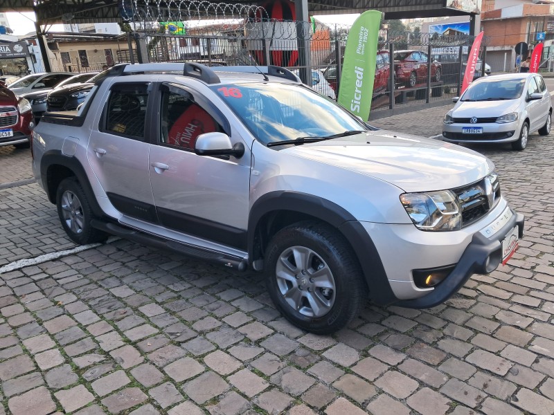 DUSTER OROCH 2.0 16V FLEX DYNAMIQUE 4P MANUAL - 2016 - CAXIAS DO SUL